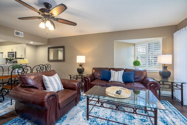 331 Wendover Hill Ct in Charlotte, NC - Building Photo - Building Photo