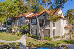 Oasis at Naples in Naples, FL - Building Photo