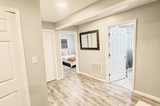 618 Troy St in Durham, NC - Foto de edificio - Building Photo