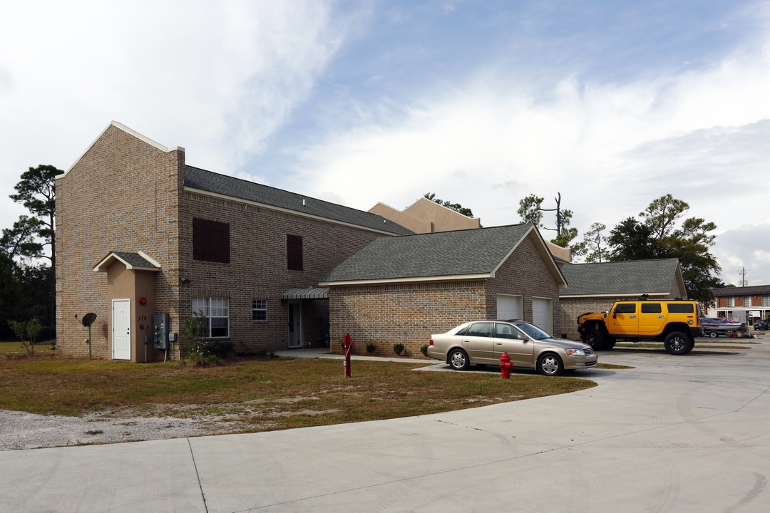 2661 Rue Palafox in Biloxi, MS - Building Photo