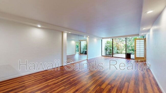 500 Lunalilo Home Rd in Honolulu, HI - Building Photo - Building Photo