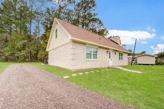 630 Martin Luther King Rd in Liberty, TX - Building Photo - Building Photo