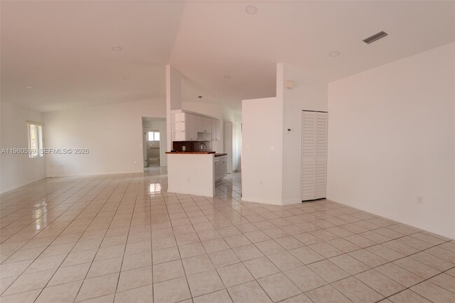 1851 SW 122nd Pl in Miami, FL - Building Photo - Building Photo