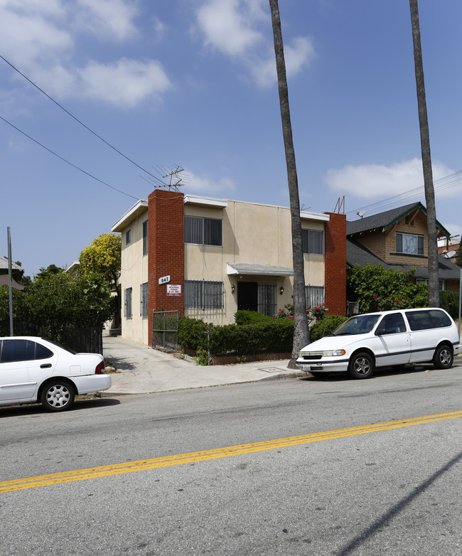 947 S Normandie Ave in Los Angeles, CA - Building Photo - Building Photo