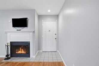 2535 Wedglea Dr in Dallas, TX - Building Photo - Building Photo