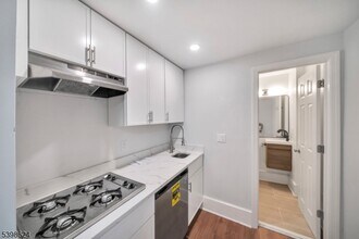 1000 Main St in Boonton, NJ - Building Photo - Building Photo