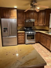 12105 S Justine St in Chicago, IL - Foto de edificio - Building Photo