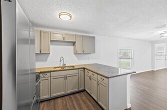 2005 W 16th St in Sanford, FL - Building Photo - Building Photo