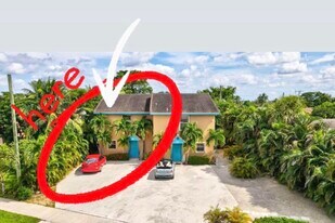 2180 S Seacrest Blvd in Boynton Beach, FL - Building Photo