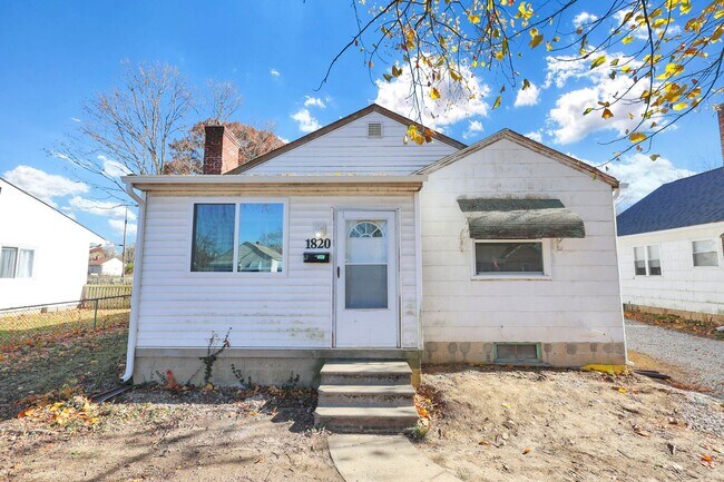 1820 Oakwood Ave in Columbus, OH - Building Photo - Building Photo