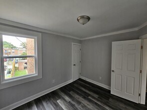 6921 Holabird Ave in Dundalk, MD - Building Photo - Building Photo