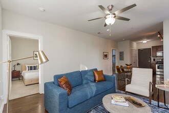 1016 18th Ave S, Unit SI ID1388250P in Nashville, TN - Building Photo - Building Photo