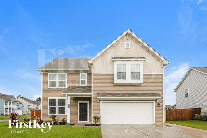 139 Cypress Plantation Rd in Moncks Corner, SC - Building Photo