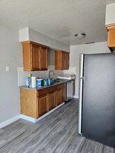 421 Tait Ave in Sanger, CA - Building Photo - Building Photo