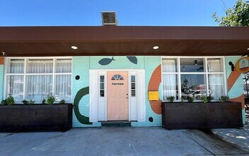 2225 Bernardo De Galvez Ave in Galveston, TX - Building Photo - Building Photo