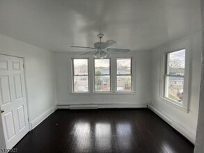 22 Tremont Terrace in Irvington, NJ - Building Photo - Building Photo