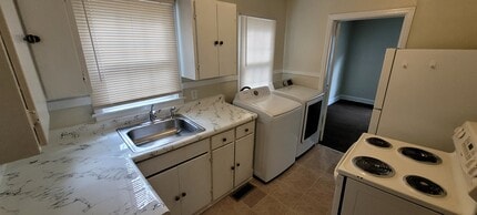 308 Marshall St in Greensboro, NC - Building Photo - Building Photo