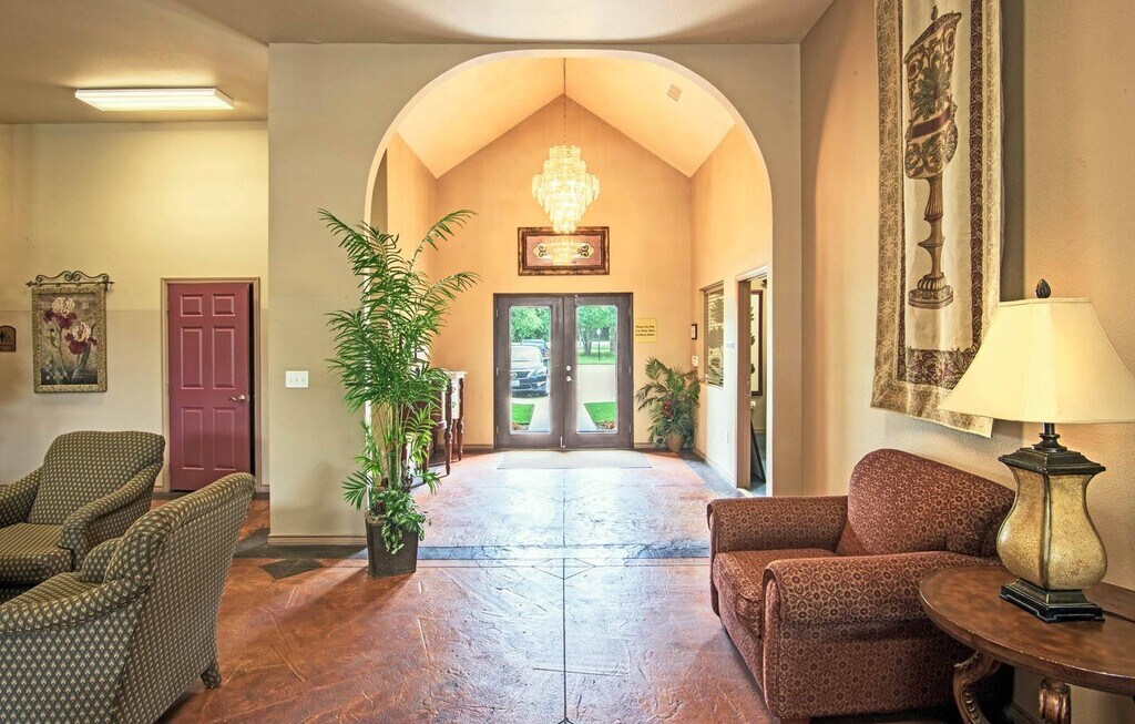 Hickory Manor 62+ Apartments Desoto, TX Apartments For Rent