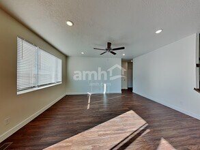 1279 N Wagon Wy in Spanish Fork, UT - Foto de edificio - Building Photo