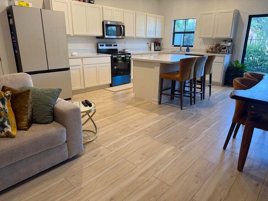 860 NW 3rd Ter in Pompano Beach, FL - Building Photo