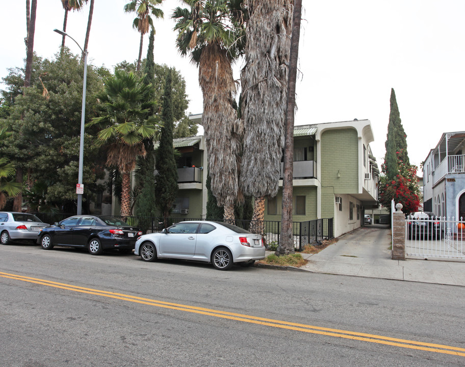 1826 N Wilton Pl in Los Angeles, CA - Foto de edificio