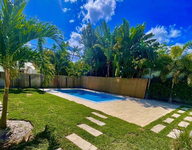 806 Park Pl in West Palm Beach, FL - Building Photo - Building Photo