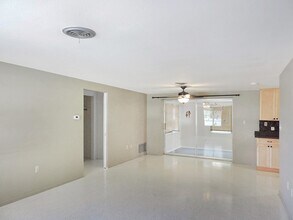 3565 Sterling Rd in Venice, FL - Building Photo - Building Photo