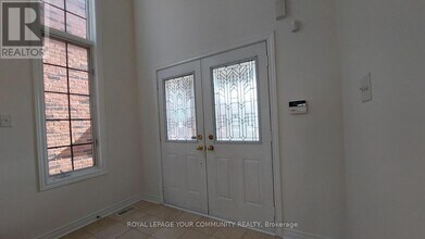 3934 Quiet Creek Dr in Mississauga, ON - Building Photo - Building Photo