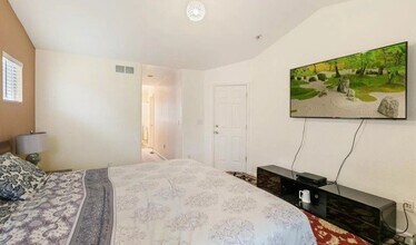 6347 Utica Ct in Arvada, CO - Foto de edificio - Building Photo