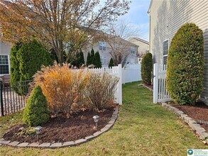 247 Milkweed Dr in Allentown, PA - Building Photo - Building Photo