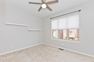 1332 N Burling St in Chicago, IL - Foto de edificio - Building Photo