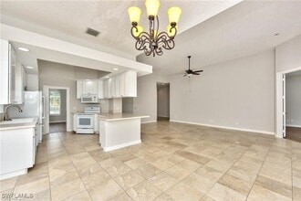 28684 Wahoo Dr in Bonita Springs, FL - Building Photo - Building Photo