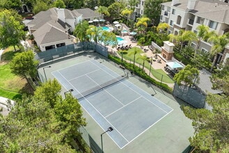 Cambridge Park in San Diego, CA - Foto de edificio - Building Photo
