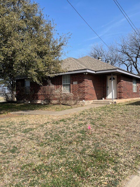 1749 Lincoln Dr in Abilene, TX - Building Photo
