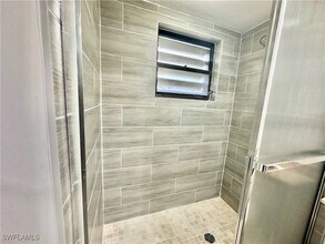 209 Pinebrook Dr in Ft. Myers, FL - Building Photo - Building Photo