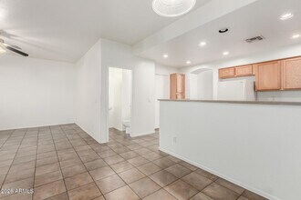 1886 E Don Carlos in Tempe, AZ - Building Photo - Building Photo