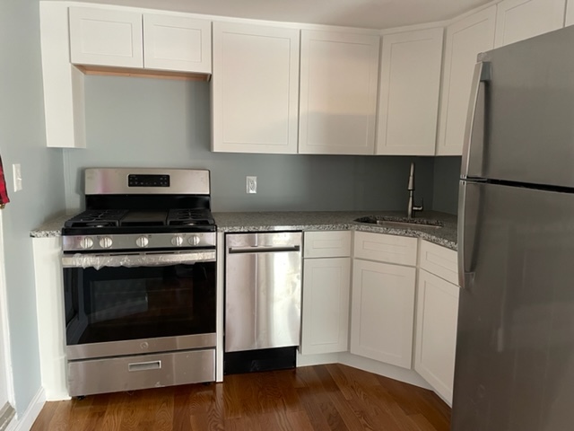 562 Lincoln Ave in Saugus, MA - Building Photo - Building Photo