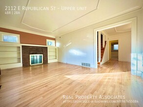 2112 E Republican St in Seattle, WA - Building Photo - Building Photo