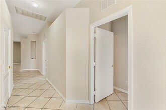 2722 Blue Cypress Lake Ct in Cape Coral, FL - Building Photo - Building Photo