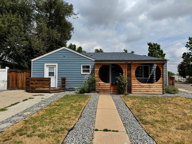property at 1825 W Dixie Pl