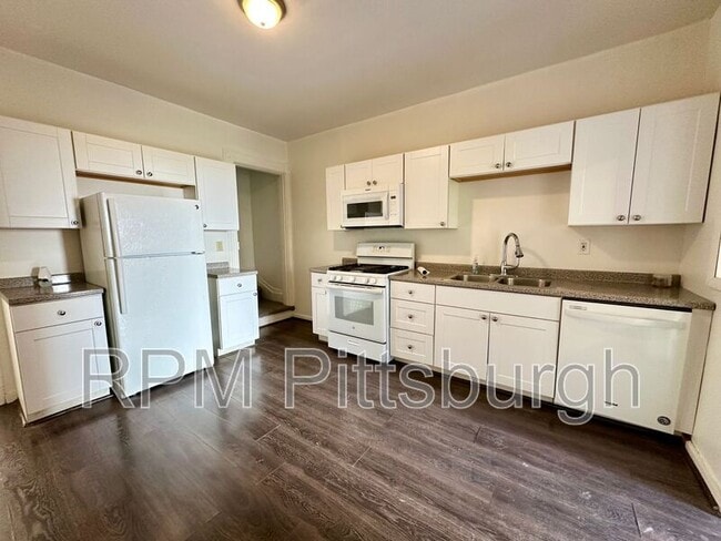 property at 828 Walbridge St