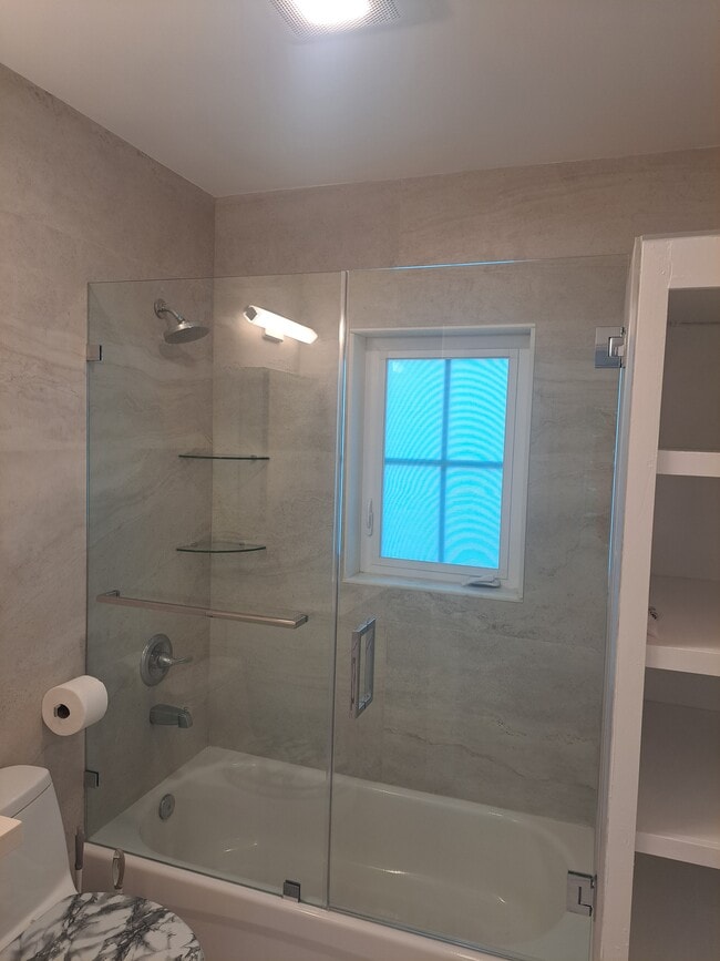912 NE 81st St, Unit Coral Palazo 2