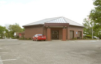 Station Square in Madison, CT - Building Photo