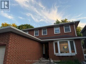 58 Braidwood Lake Rd in Brampton, ON - Building Photo