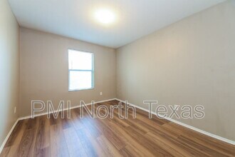 9853 Fleetwood Dr in Frisco, TX - Building Photo - Building Photo