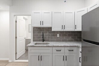 2819 W Oxford St in Philadelphia, PA - Building Photo - Building Photo