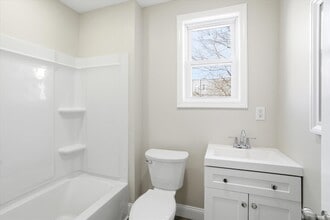 254 Auburn St in Manchester, NH - Building Photo - Building Photo