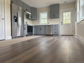 6 Sharon Station Rd in Amenia, NY - Building Photo - Building Photo