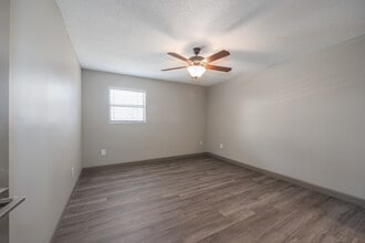 Carriage Hill in Knoxville, TN - Foto de edificio - Interior Photo