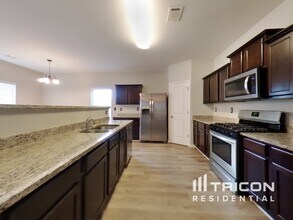 1498 Turning Leaf Ln in Pendergrass, GA - Building Photo - Building Photo